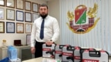 До того, как устроиться в "Барс-1", Хлестов постоянно собирал гуманитарную помощь для росийских военных